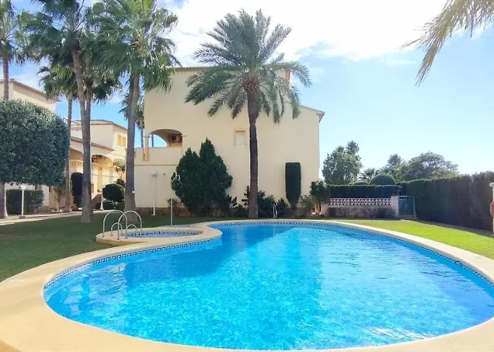 La Giralda By Costa Apartament *